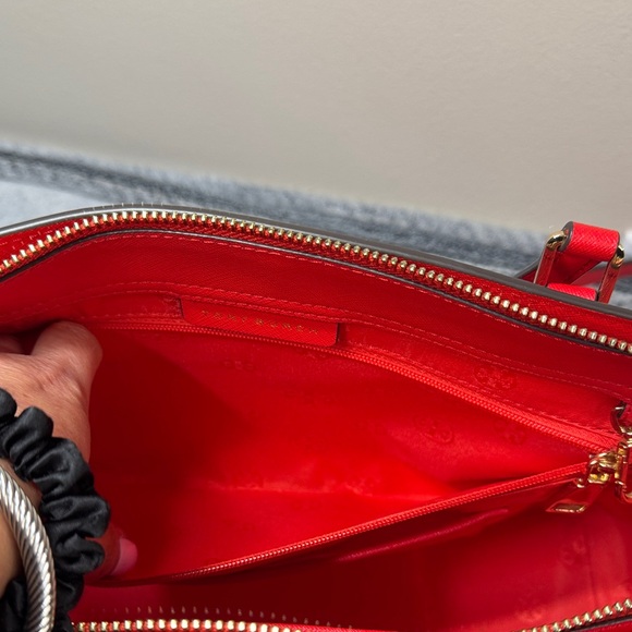 Tory Burch Emerson Small Top Zip Tote Handbag in Brilliant Red Saffiano Leather - Picture 12 of 14